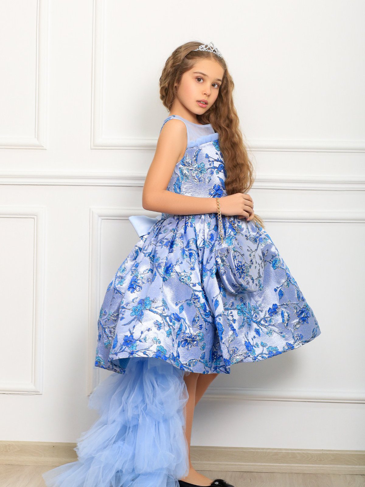 Mavi Çiçek Desenli Ön Kısa Arka Uzun Elbise